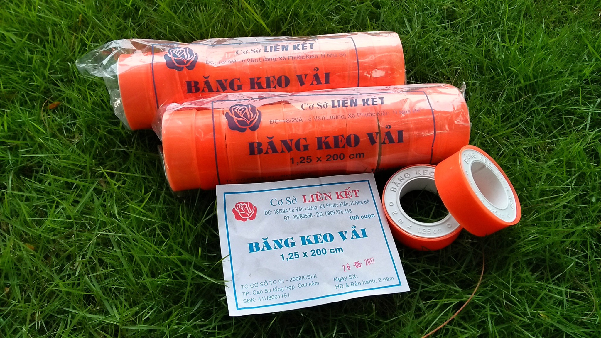 Băng keo vải liên kết (Hộp 100 cuộn)